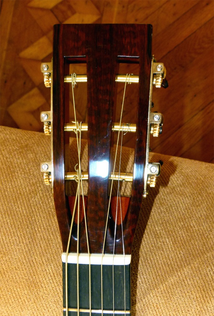 Slotted headstock One Man's Guitar