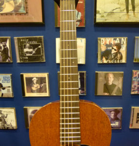 Martin 00-17 Authentic 1931 frets