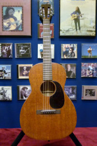 Martin 00-17 Authentic 1931 full front